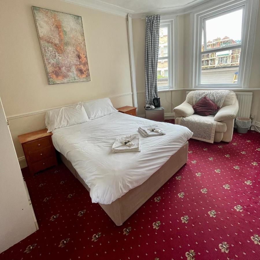 The Lodge Bornemouth Extérieur photo